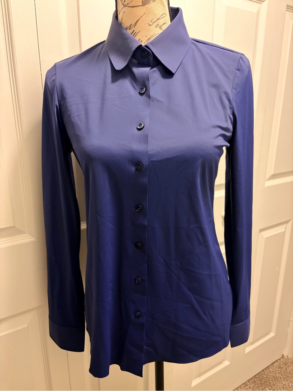 Design in Paris Button-Down Shirt in Navy Blue